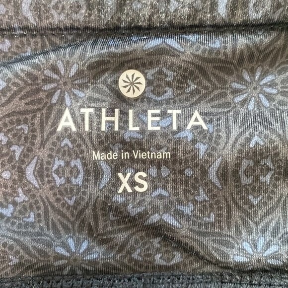 Athleta Swagger Tennis Skirt Skort Black with Blue Floral Print Tiered Ruffle - Picture 8 of 15